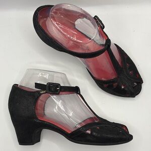 Pas De Rouge Women’s Peep Toes Mary Jane Heels sz 4.5